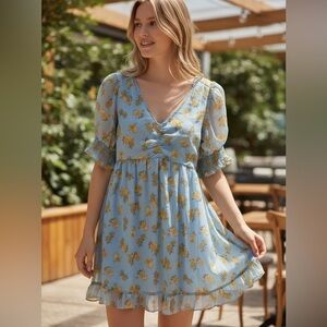 LUSH Dress SUMMER SHORT SLEEVES Size small